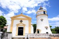 La forteresse, la chapelle et le phare de Guia